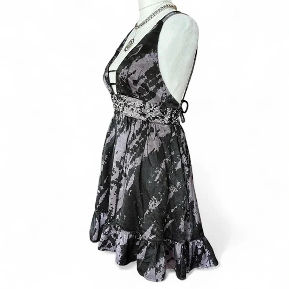 SOLD Urban Outfitters Naomi Strappy Mini Dress S - Picture 2 of 8